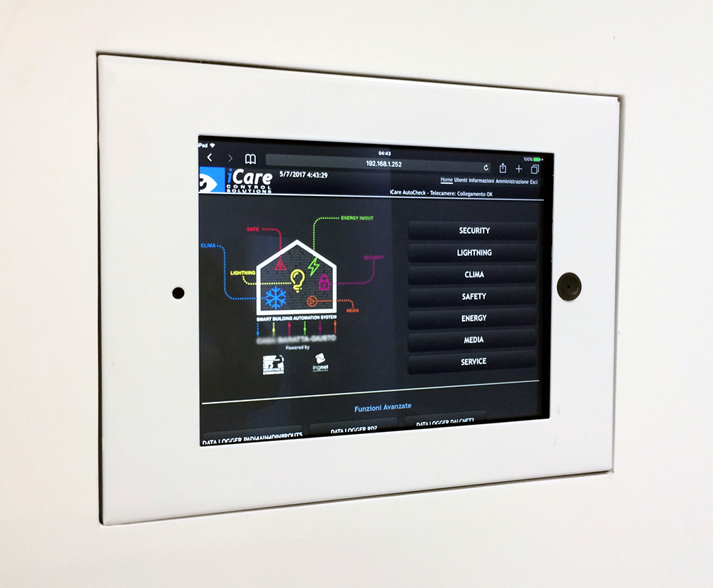 domotica touch screen comando